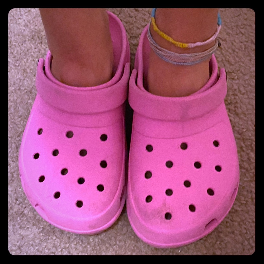 Pink Kids size 5 / WMS 7 crocs